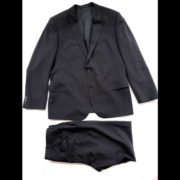 HUGO BOSS Suit - Picture 2 of 6